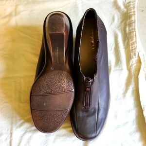 Easy spirit Zip up wedge Women's Casual Dress shoes. Size 11